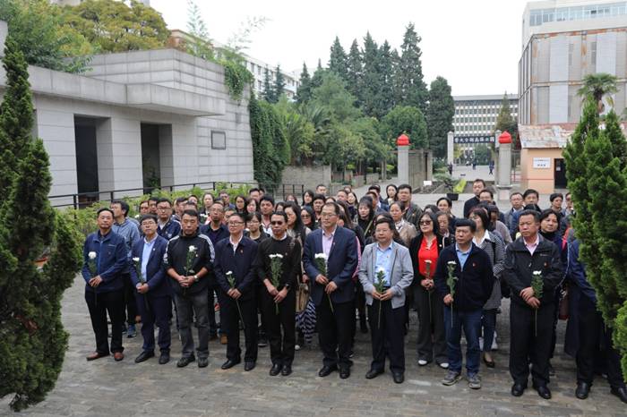 http://new.ynau.edu.cn/__local/5/55/35/1B66B0261E3AEBE2B0FCD4338E5_6837FE0D_6D543.jpg