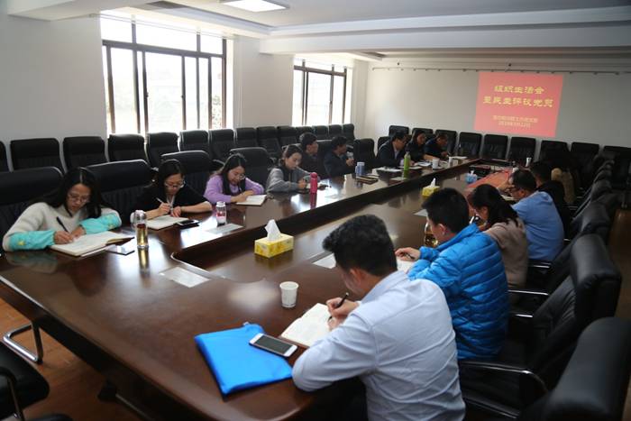 http://new.ynau.edu.cn/__local/9/85/C4/8F8291672CFE55A8ADA24C594F2_35ED93BF_3DF0F.jpg